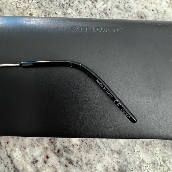 YSL Classic Aviator Sunglasses - Picture 3 of 4